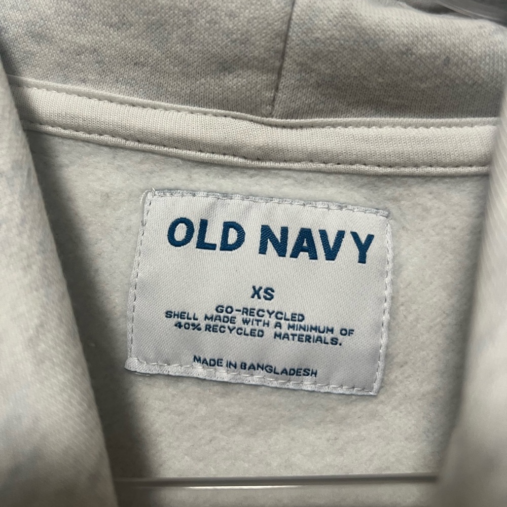 Old Navy Men’s Heather Gray Hoodie - Picture 2 of 3